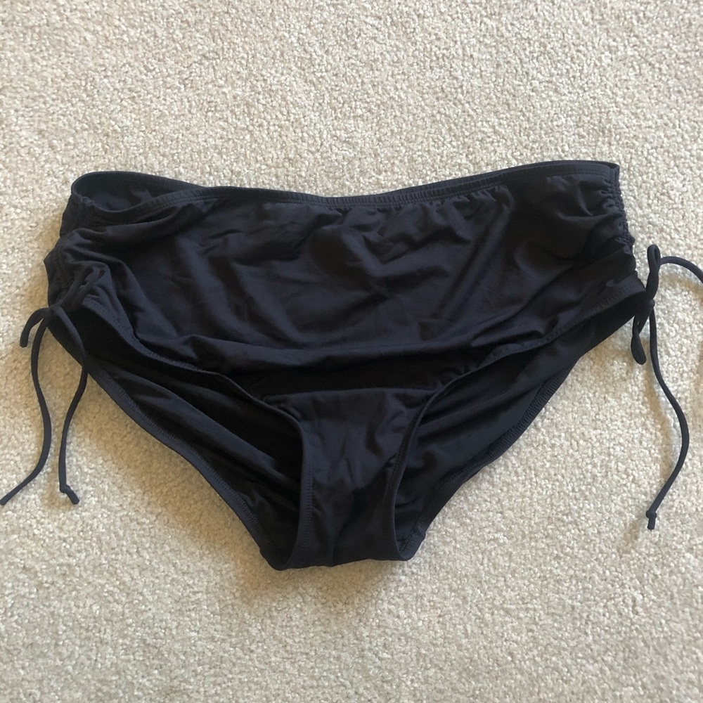 NWOT - Black Bikini Bottom Boyshort Style